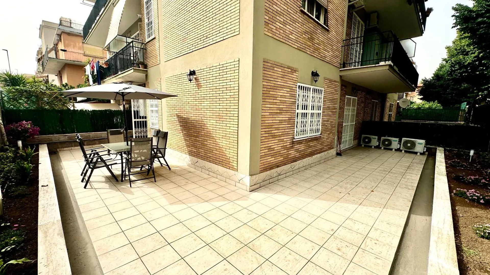 Apartment Licheni R-Home Rome Italy